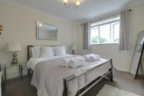The Firs - Apartment next to Beach & Forest - Pets are free